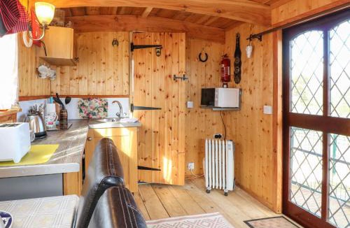 Crich House | Packhorse Shepherds Hut