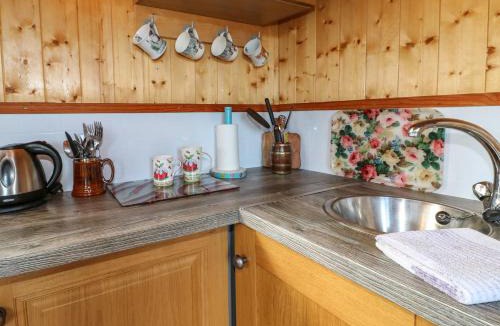 Crich House | Packhorse Shepherds Hut