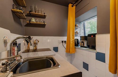 Tavistock Apartment | Paddons Lodge