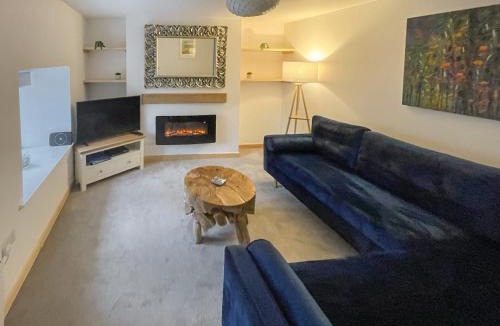 Redruth House | Palm Cottage