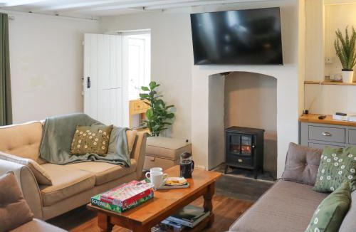Llandyssiliogogo House | Pantglas