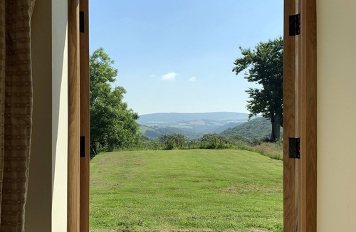 Wheddon Cross House | Paradise position on Exmoor National Park