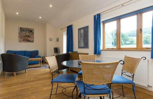 Mathon House | Parkers Lodge