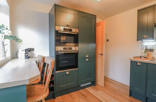 Uttoxeter Cottage | Parkfields Cottage