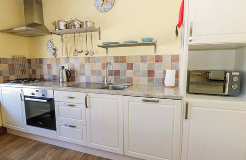 Newport Cottage | Parrog Bach