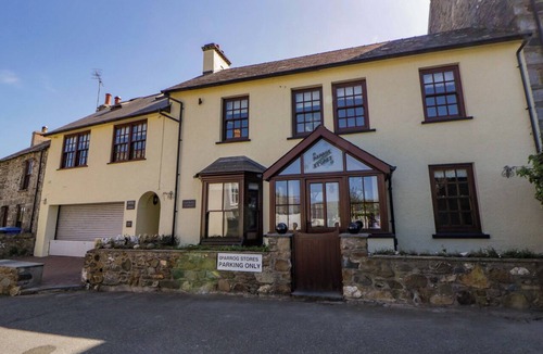 Newport Cottage | Parrog Bach