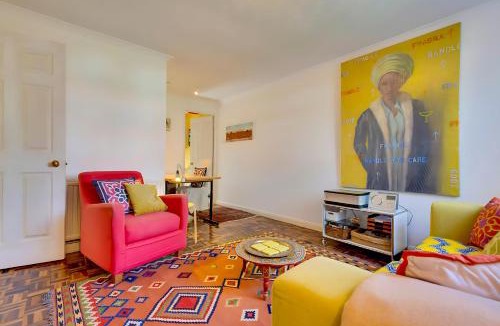 Cherry Hinton Apartment | Pass the Keys Charming Ground Floor Flat with Free Parking
