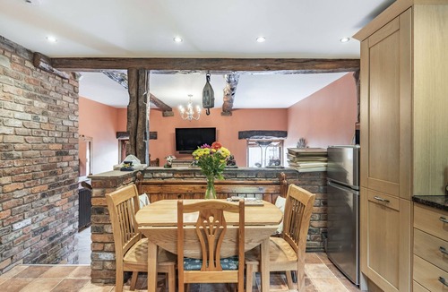 Sparrowpit Cottage | Peacock Cottage