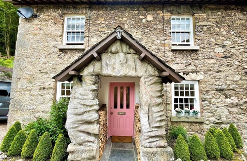 Lindale Cottage | Pear Tree Cottage