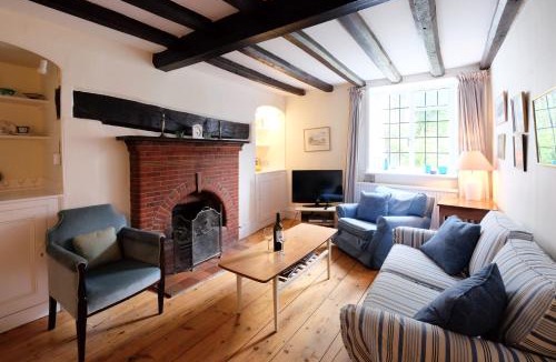 Aldeburgh House | Pear Tree Cottage