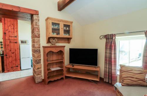 Longnor House | Pearls Farm Two