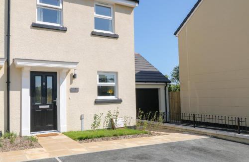 Littleham House | Pebble Bay