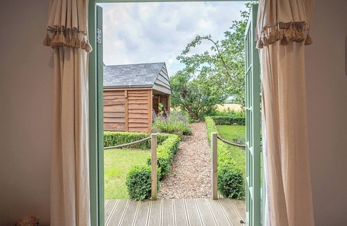 Beccles Cabin | Pebble Lodge, Toad Hall, Wangford