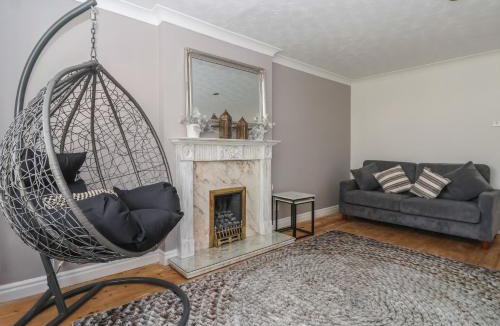 Harrogate House | Pebble Rock