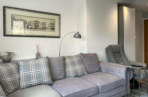 Peebles Apartment | Peebles Apartment