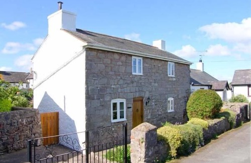 Gwaenysgor Near Prestatyn Cottage | Pen y Parc