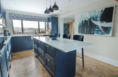 Amlwch House | PENGARNEDD, pet friendly, luxury holiday cottage in Amlwch