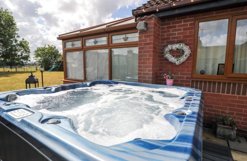 Acrefair Cottage | Pentre Country Studio