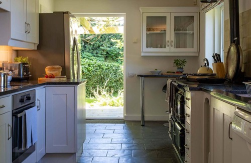 New Forest District Cottage | Perched on the edge of a gentle and wild valley