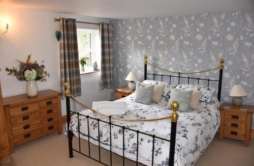 Briston House | Pet Friendly, Border Cottage, Norfolk