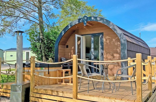 Milnthorpe Cottage | Pet Friendly Rustic Pod