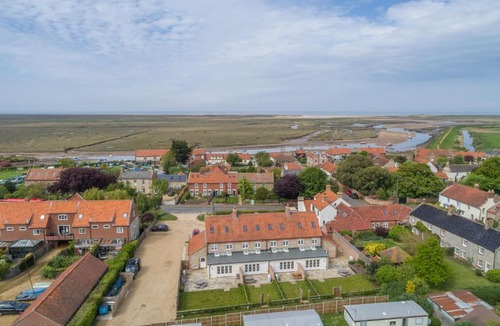 Burnham Overy Staithe House | Picarini