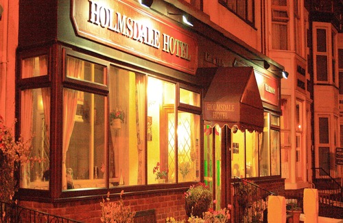 North Shore Hotel | Pier Walk Hotel