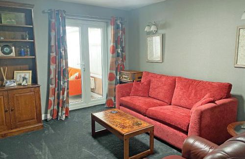 Bottesford House | Pinecote