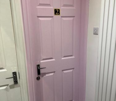Crawley House | Pink Room
