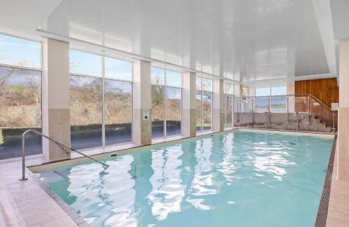 Bugford House | Pitstop