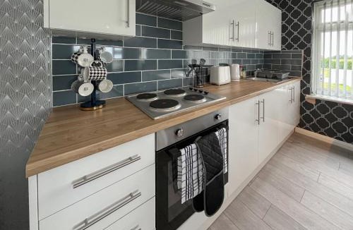 Anderby Creek Apartment | Poplar Zareba