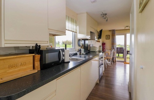 Usk Cottage | Poppy