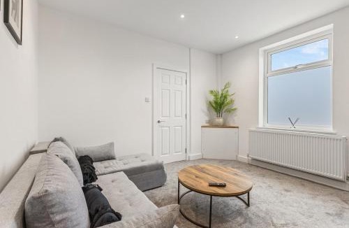 Stanley House | Potovens Place