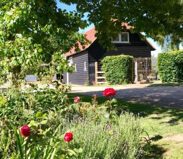 Tenterden House | Potts Farm