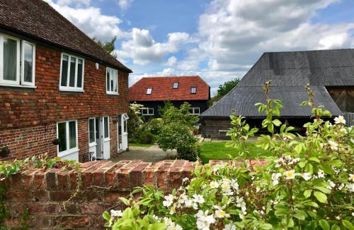 Tenterden House | Potts Farm