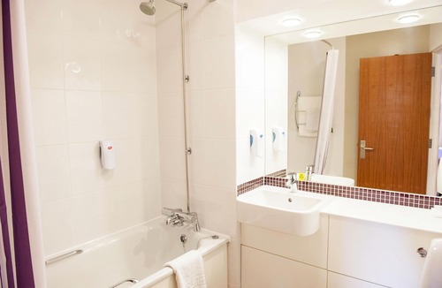 Cannock Hotel | Premier Inn Cannock - Orbital