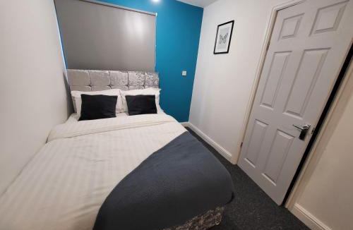 Newark upon Trent Apartment | Premier Studios Nottingham - Tring Vale