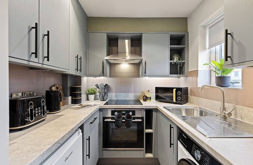 Sheffield Apartment | Premium Studio @ Victoria Court Stay Angels