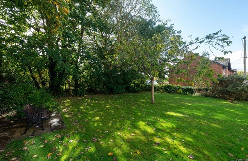 Exeter Apartment | Prime central Exeter apartment - affordable luxury, quiet, private parking.