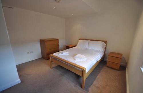 Hull Old Town Apartment | Princes Dock Chambers 9