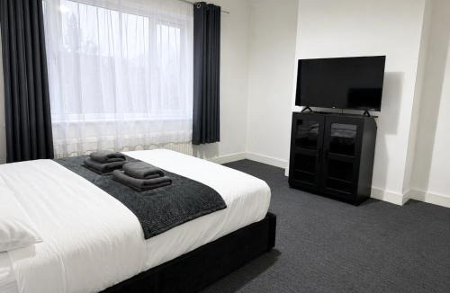 Peterborough Apartment | Private Studio Near City Centre
