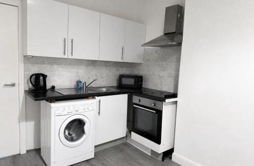 Peterborough Apartment | Private Studio Near City Centre