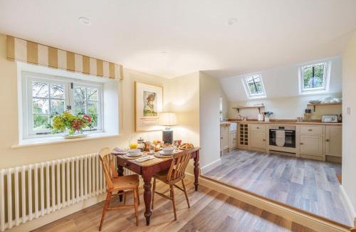 Cheselbourne House | Puddle Cottage