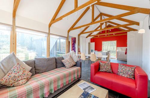 Llandeilo House | Pyllaubach