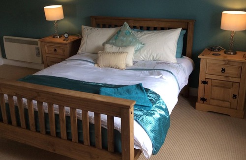 Stogursey Cottage | Quantock Cottage, Stogursey- 400 year old spacious and quirky cottage