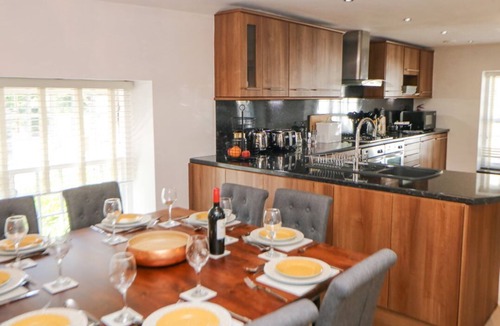 Stoney Middleton Cottage | Querc, Stoney Middleton