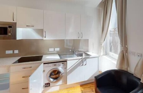 Nottingham City Centre Apartment | Quieter Studio for City Centre Location