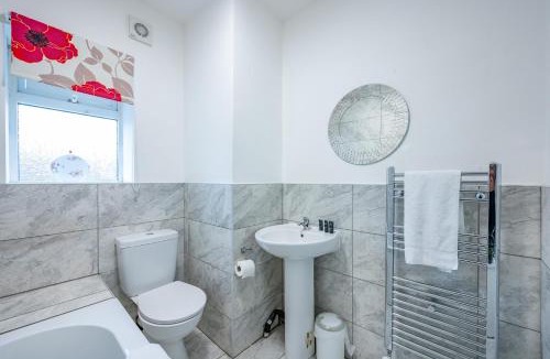 Morley House | *RA60G* For your most relaxed & Cosy stay + Free Parking + Free Fast WiFi *