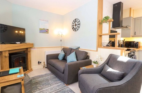 Dereham House | Rainbow's End, Swanton Morley