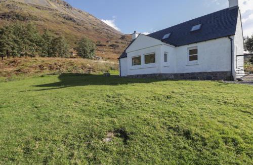 Shiel Bridge House | Rarsaidh